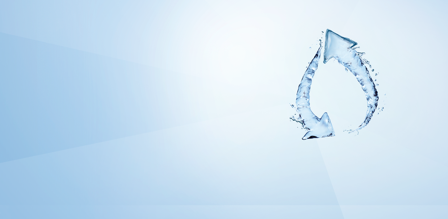 Watericon of arrow-circle on blue background